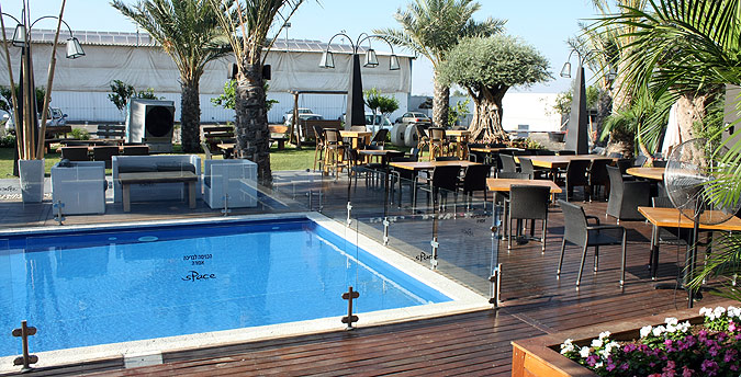 מסעדת ספייס Space - בית עם בשר