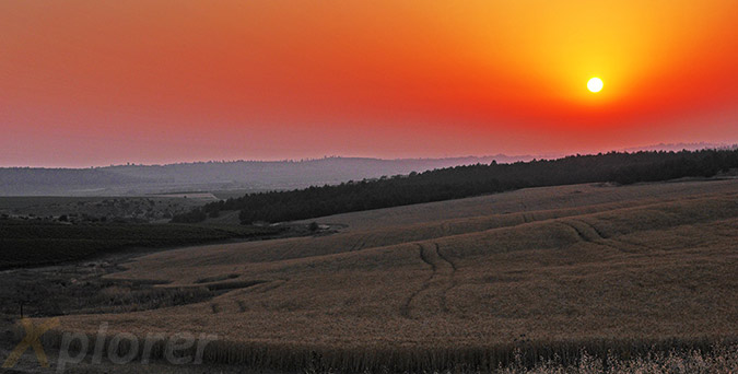 שקיעה מעל שדות חיטה