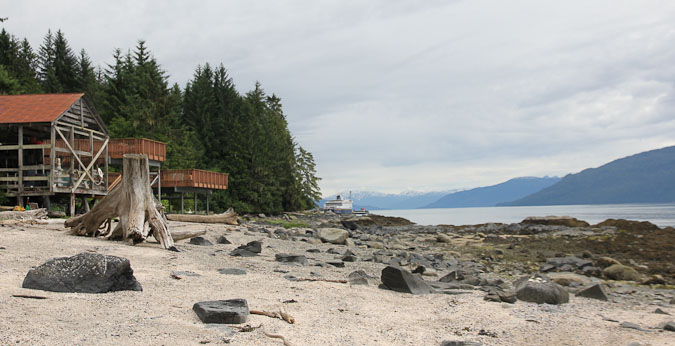 Petroglyph Beach State Park